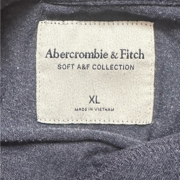 Abercrombie & Fitch Blue Short Sleeve Tee - Picture 3 of 3